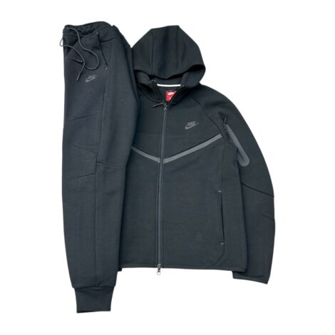 NIKE TECH FLEECE SWEATSUIT